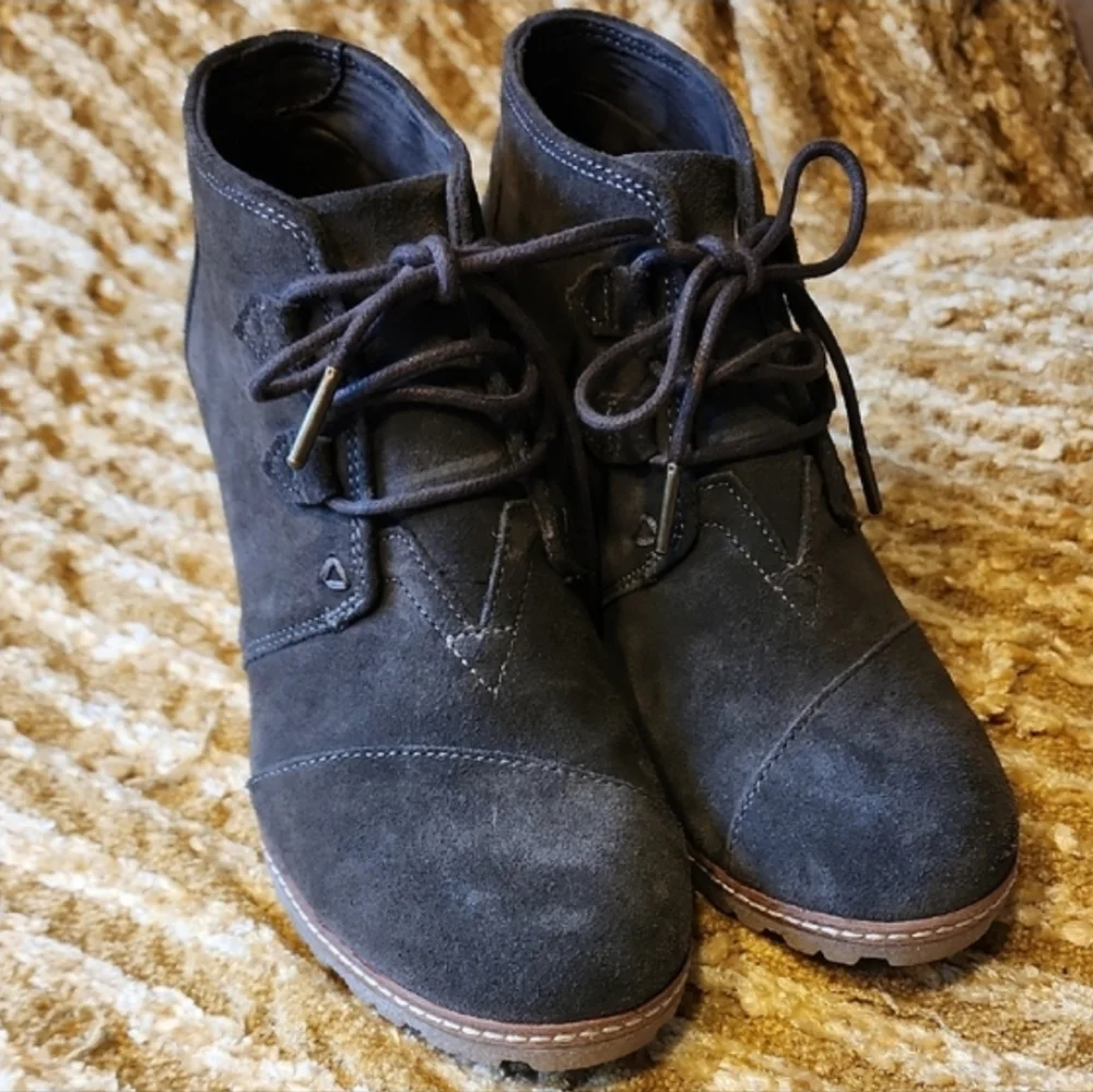 Toms Brown Women's Suede Ankle Boots Brown Size 8 Excellent Condition - Picture 1 of 7